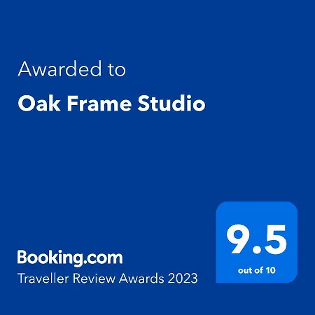 Apartment Oak Frame *